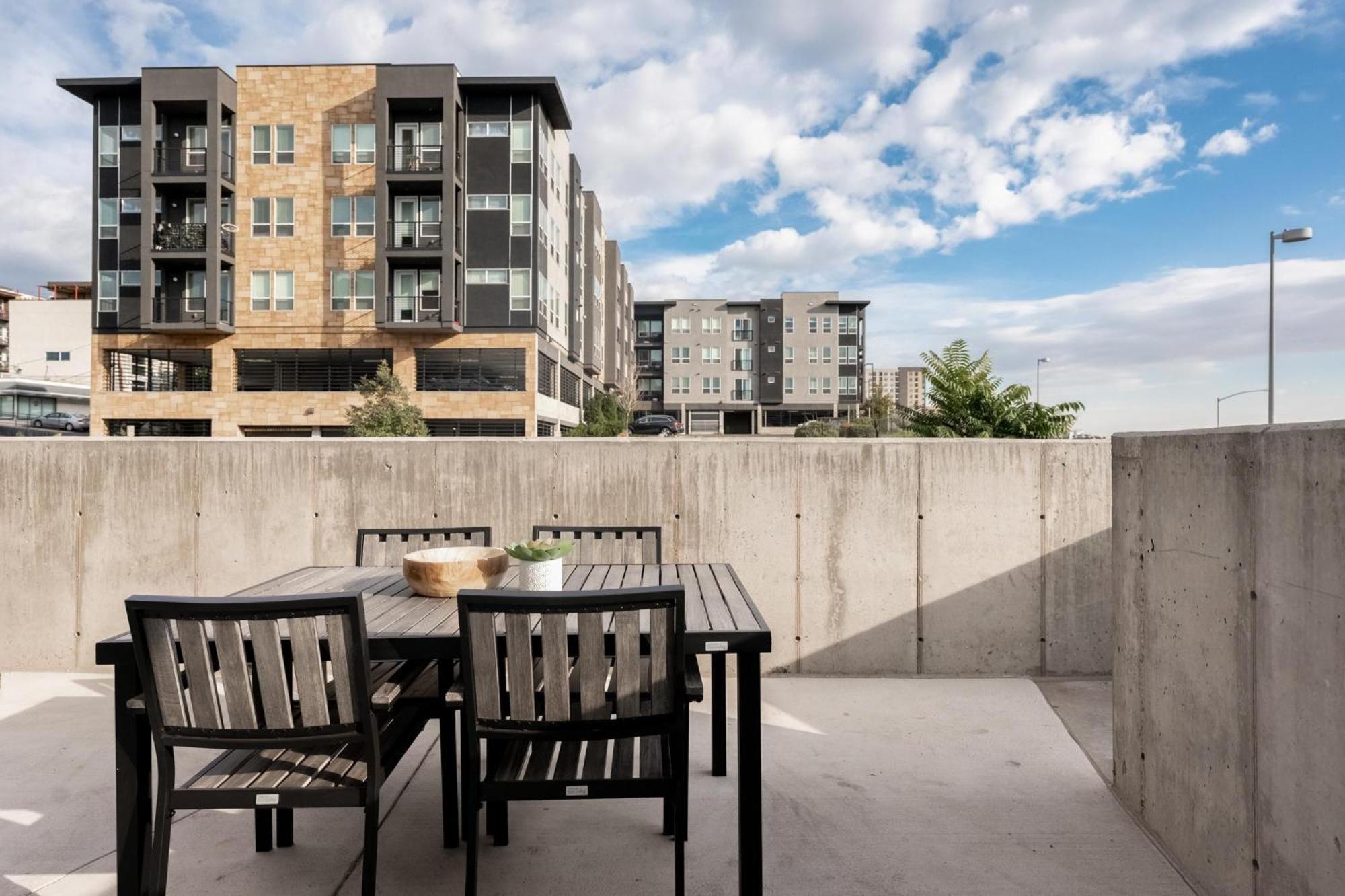 Brand New Condo - Walk To Empower Stadium - Tesoro DEN Esterno foto